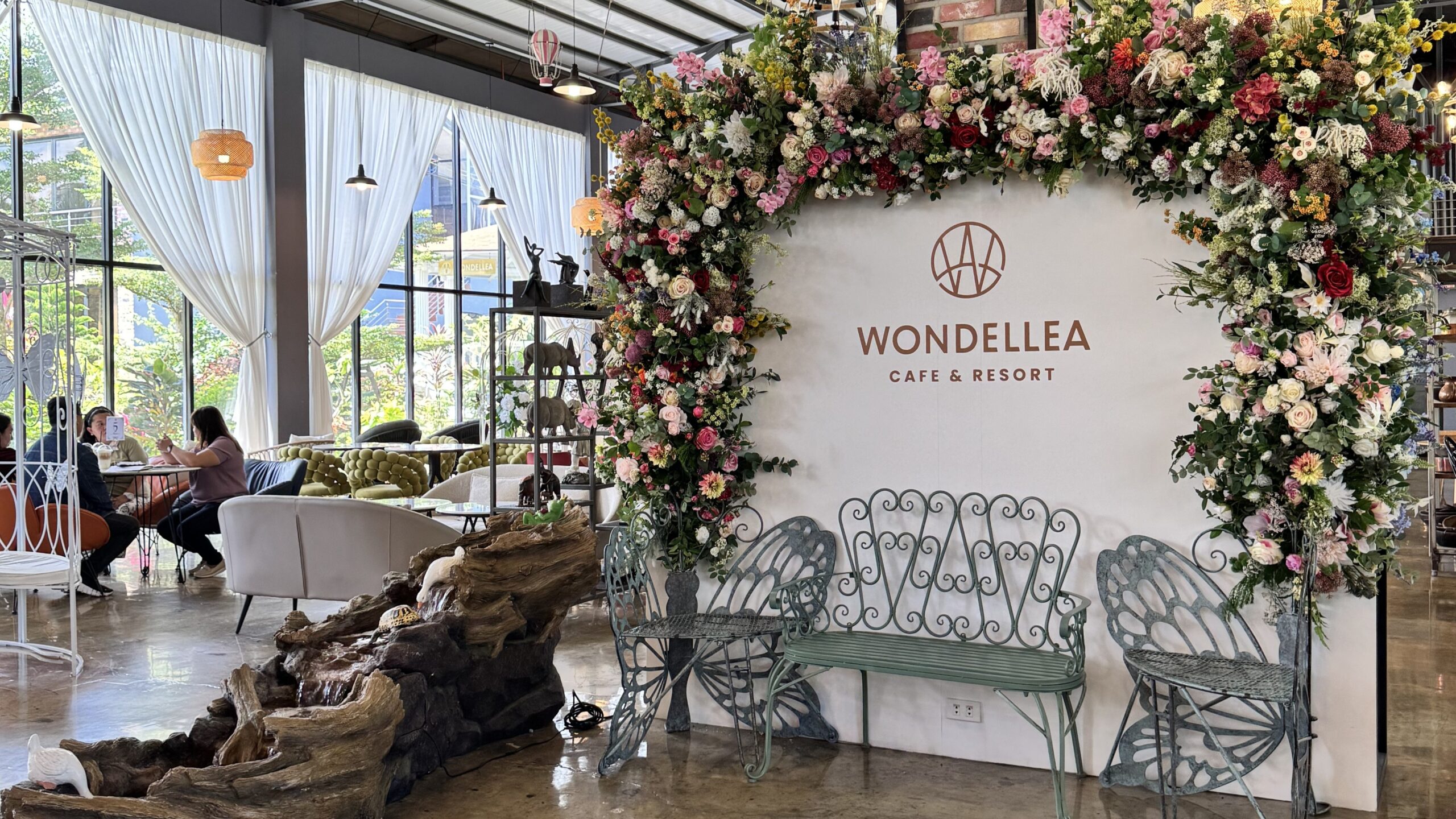Start your Silang food trip at Wondellea's entrance.